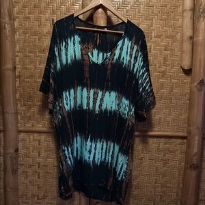 Chantique Hawaii Tie Dye Tunic Top